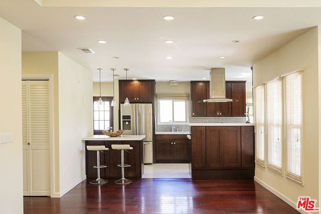 1519 Glenwood Road, Glendale, CA 91201