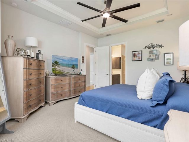 8958 Saint Lucia DR, Naples, FL 34114