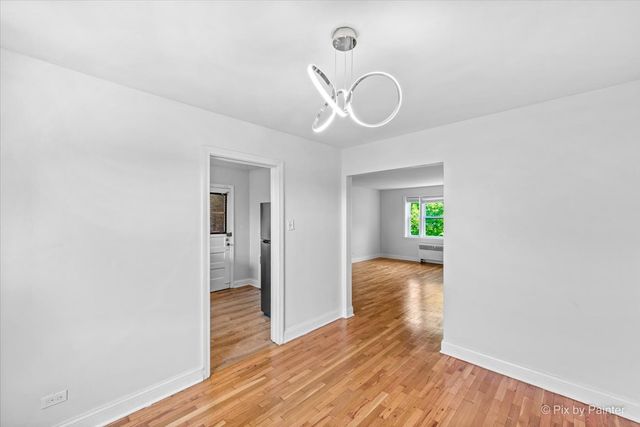 2721 W Berwyn Avenue 2, Chicago, IL 60625