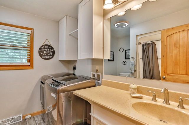 219634 COUNTY ROAD KK, Wausau, WI 54401