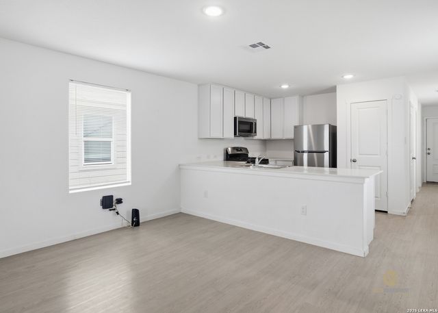 20450 Onyx Ring, San Antonio, TX 78264