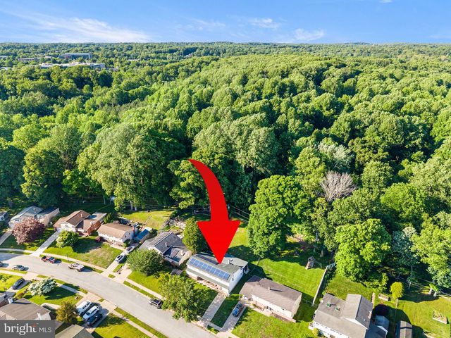 2012 WILDWOOD DR, Wilmington, DE 19805