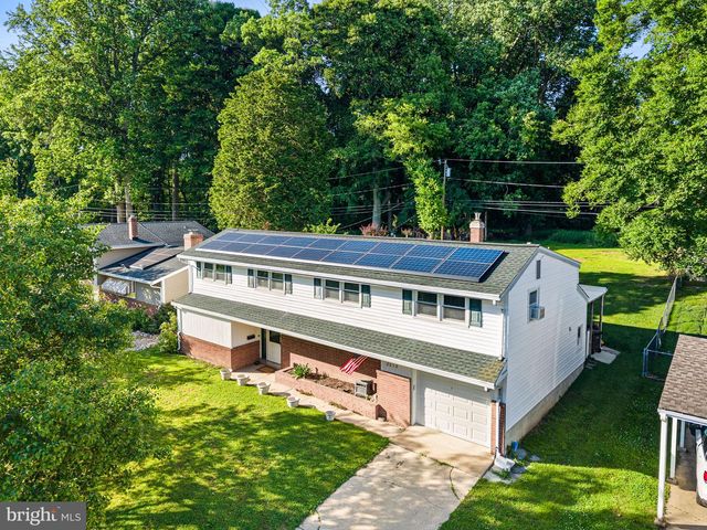 2012 WILDWOOD DR, Wilmington, DE 19805