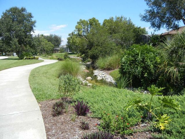 3592 TROPICAL SEAS LOOP, Tavares, FL 32778