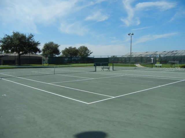 3592 TROPICAL SEAS LOOP, Tavares, FL 32778