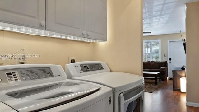 8069 SW 19th Court, Davie, FL 33324