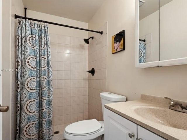 8069 SW 19th Court, Davie, FL 33324