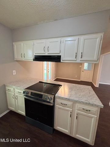 6405 Collinwood Road, Horn Lake, MS 38637