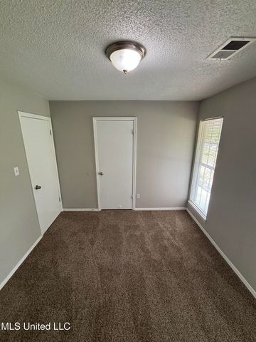 6405 Collinwood Road, Horn Lake, MS 38637