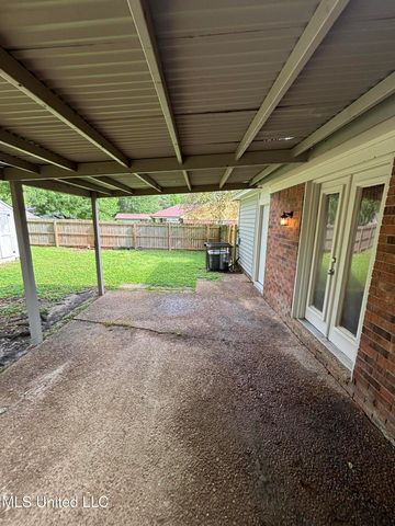 6405 Collinwood Road, Horn Lake, MS 38637