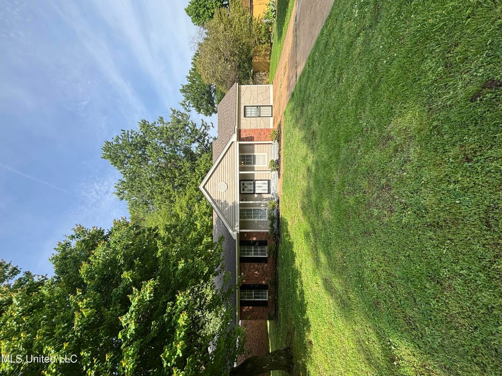 6405 Collinwood Road, Horn Lake, MS 38637