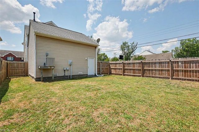 200 Gregg ST, Chesapeake, VA 23320