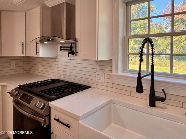 2634 E Hurley Pond Road Lower, Wall, NJ 07719
