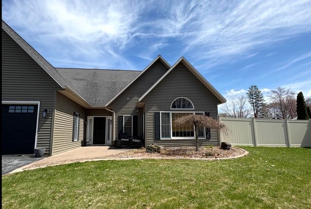 5 Evelyn Lane, Swanton, VT 05488