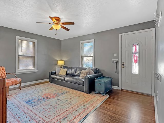 438 SHENLEY Drive, Erie, PA 16505