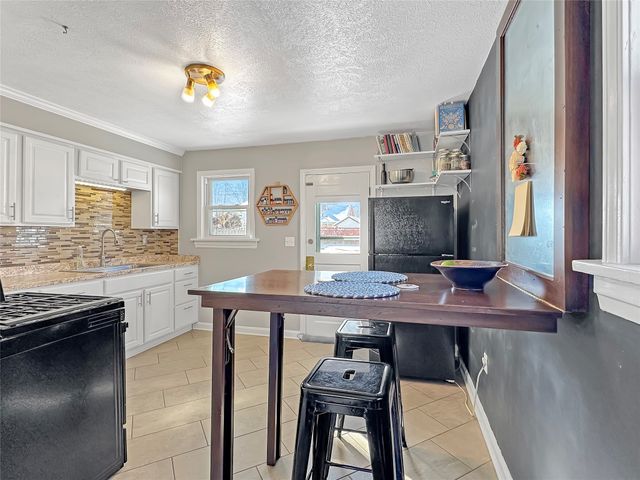 438 SHENLEY Drive, Erie, PA 16505