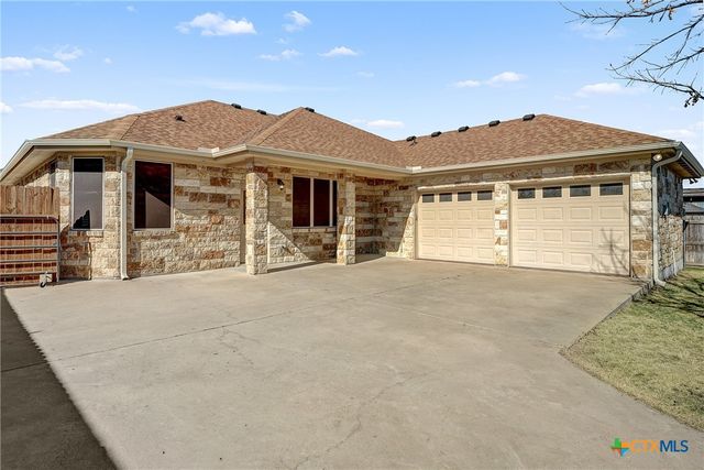 100 Magan Lane, Jarrell, TX 76537