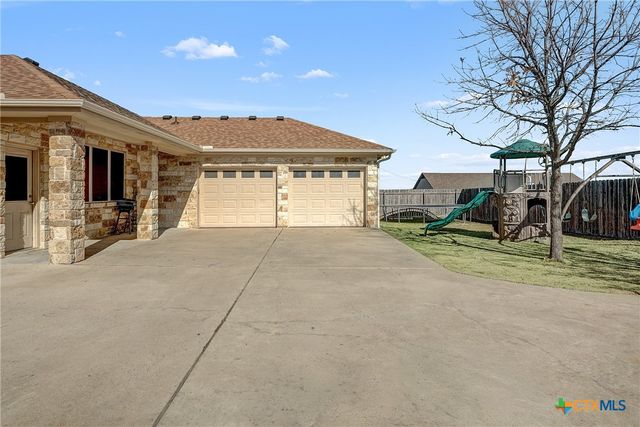 100 Magan Lane, Jarrell, TX 76537