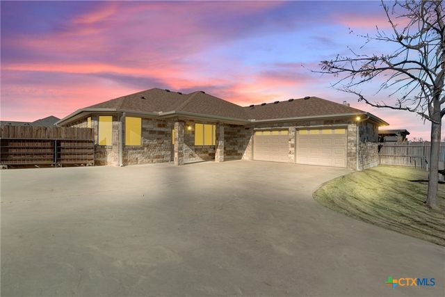 100 Magan Lane, Jarrell, TX 76537