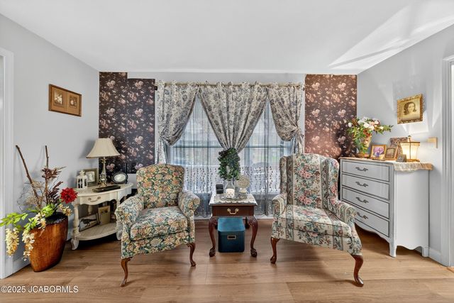 2114 ANDERSON DRIVE, Jefferson City, MO 65109