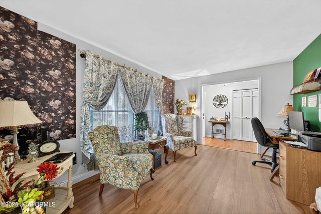 2114 ANDERSON DRIVE, Jefferson City, MO 65109