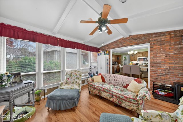 2114 ANDERSON DRIVE, Jefferson City, MO 65109