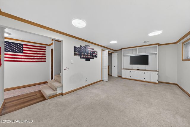 2114 ANDERSON DRIVE, Jefferson City, MO 65109