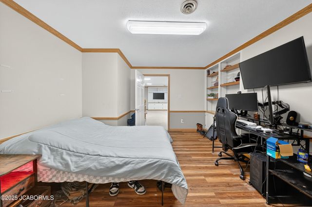 2114 ANDERSON DRIVE, Jefferson City, MO 65109