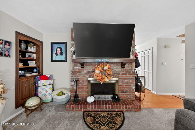 2114 ANDERSON DRIVE, Jefferson City, MO 65109