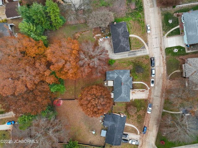 2114 ANDERSON DRIVE, Jefferson City, MO 65109