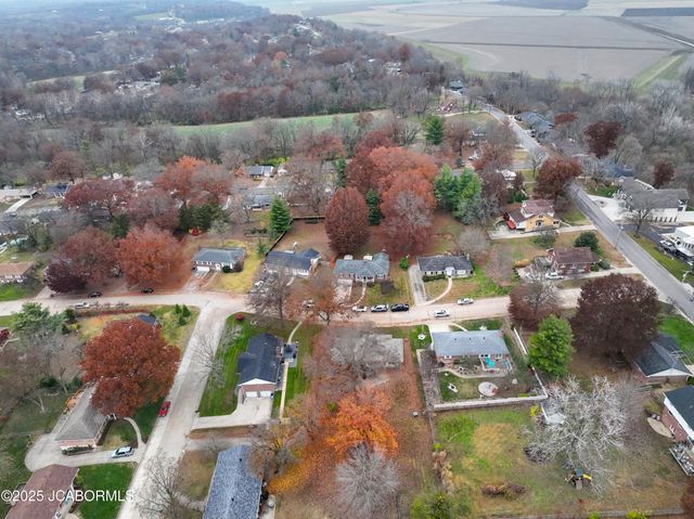 2114 ANDERSON DRIVE, Jefferson City, MO 65109