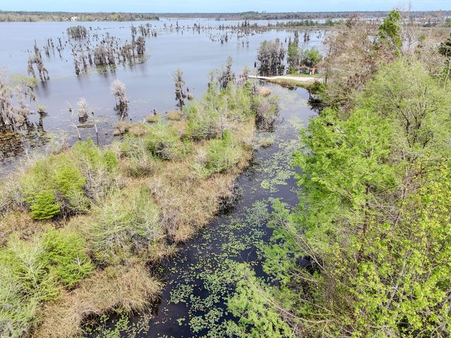 9203 Lake Forest Drive, Youngstown, FL 32466