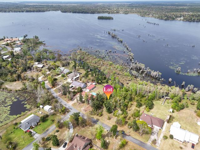 9203 Lake Forest Drive, Youngstown, FL 32466