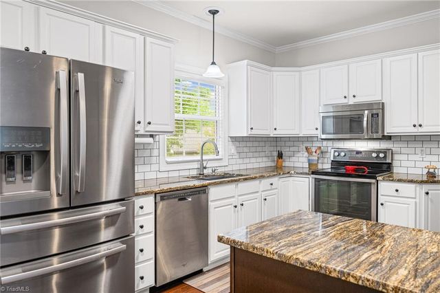 140 Honeyridge Court, Lewisville, NC 27023