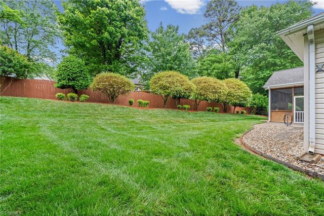 140 Honeyridge Court, Lewisville, NC 27023