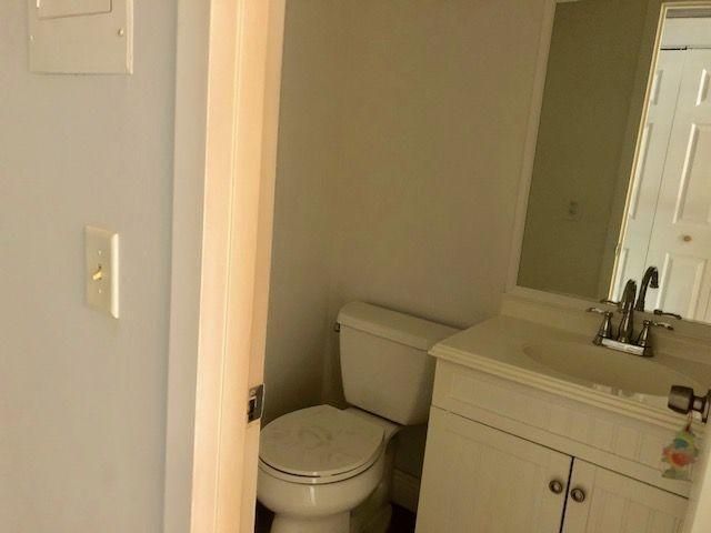 1067 Cornwall D, Boca Raton, FL 33434