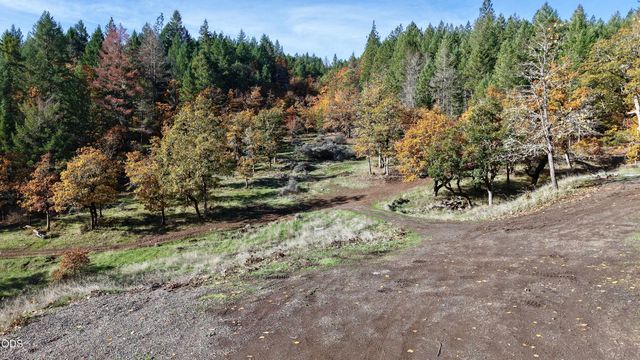 5015 Highway 227, Trail, OR 97541