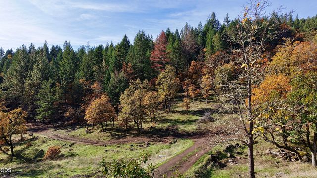 5015 Highway 227, Trail, OR 97541