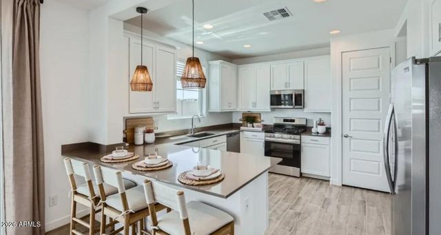 9738 W VERDE Lane, Phoenix, AZ 85037