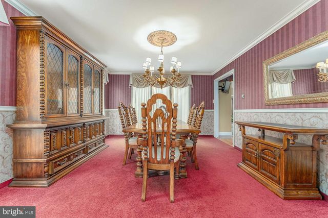 273 SPRING RUN LN, Downingtown, PA 19335