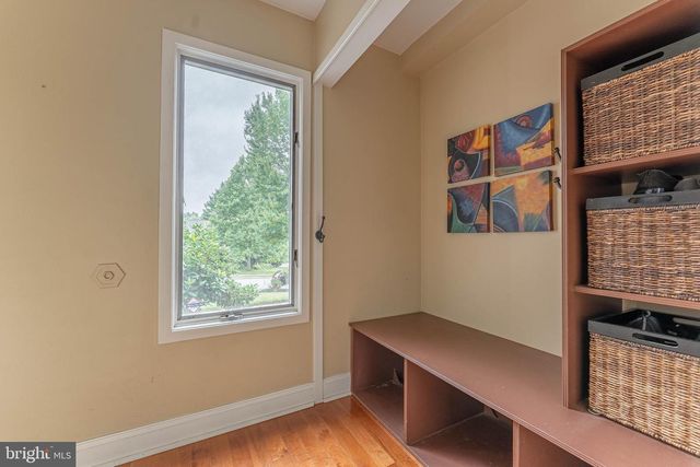 273 SPRING RUN LN, Downingtown, PA 19335