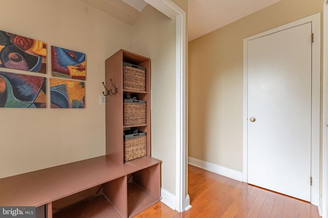 273 SPRING RUN LN, Downingtown, PA 19335