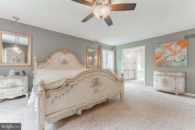 273 SPRING RUN LN, Downingtown, PA 19335