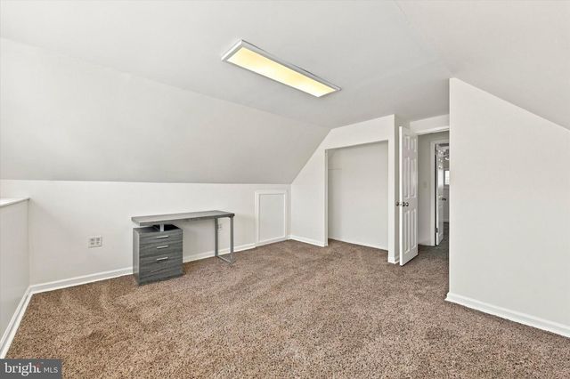 55 AUTUMN LN, Levittown, PA 19055
