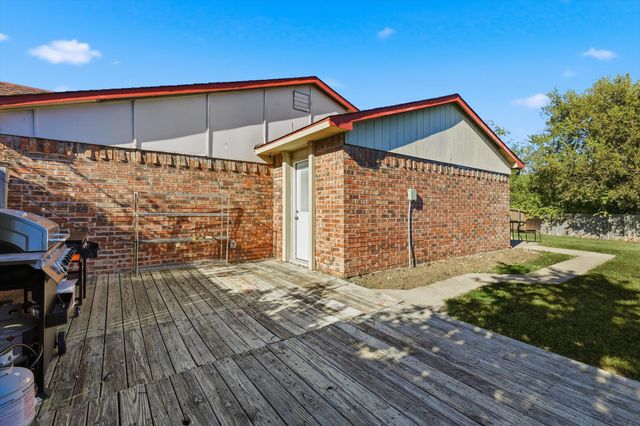 5016 Wheeler Circle, The Colony, TX 75056