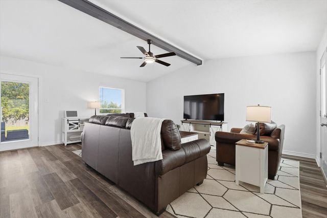 5016 Wheeler Circle, The Colony, TX 75056