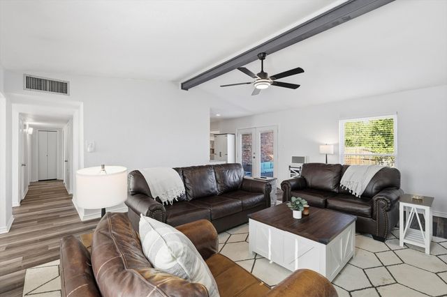 5016 Wheeler Circle, The Colony, TX 75056