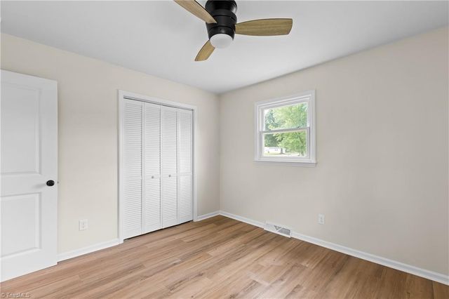 220 Kerner Knolls Drive, Kernersville, NC 27284