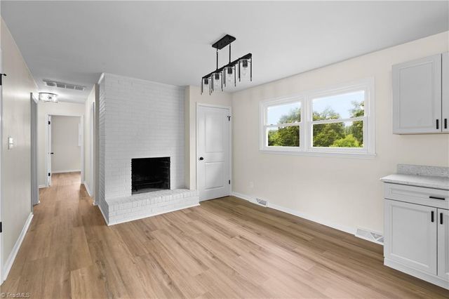 220 Kerner Knolls Drive, Kernersville, NC 27284