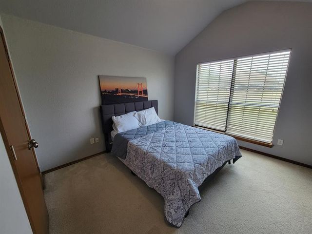 213 Sandstone Drive, Norman, OK 73071